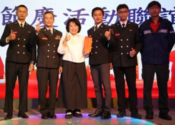 嘉義市慶祝消防節表揚績優人員　黃敏惠感謝守護安全防線