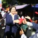 徐欣瑩小年夜前進竹東市場 鄉親高喊「客家人挺客家妹」 10 徐欣瑩小年夜前進竹東市場 鄉親高喊「客家人挺客家妹」