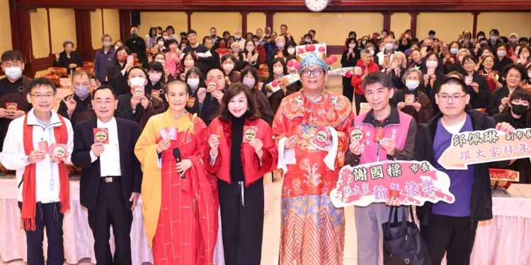 基市府團隊新春祈福 紅包送暖凝聚城市向心力 新年快樂 1 基市府團隊新春祈福 紅包送暖凝聚城市向心力 新年快樂