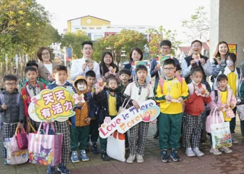 嘉義市開學日啟動教育新世代　黃敏惠：推動AI學習、SEL與永續校園