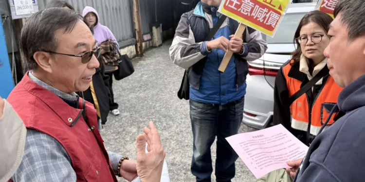 防堵春節哄抬 新北市府聯合稽查九份停車場與計程車 1 S 43221084 hRrxES