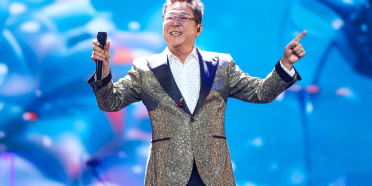 姜育恆與全球歌迷攜手 齊聚台北共赴「彼此都懂」盛宴 1 姜育恆邀歌迷共赴跨時空音樂盛宴 照片提供:文星文化