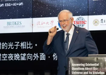 【熊貓講座】諾貝爾獎得主Arthur B. McDonald暢談跨國合作解讀宇宙奧祕
