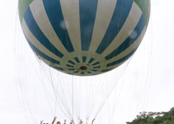 氦氣球集團婚禮　浪漫升空到高點