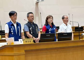 張麗善承諾補足消防人員超勤加班費 跨黨派議員肯定張縣長任內投入超過7.5億　大幅改善救災裝備及消防員福利