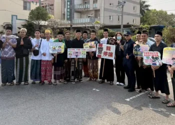溪湖警結合開齋節活動　宣導反詐騙與交通安全