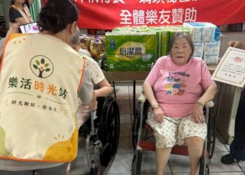 警政署籲三不三要原則 樂活時光江浩軒齊力宣導防範網路二詐與假訊息 7 警政署籲三不三要原則 樂活時光江浩軒齊力宣導防範網路二詐與假訊息