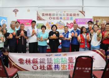 端午佳節快樂　張麗善縣長致送長青食堂暨社區照顧關懷據點2.7萬顆南瓜