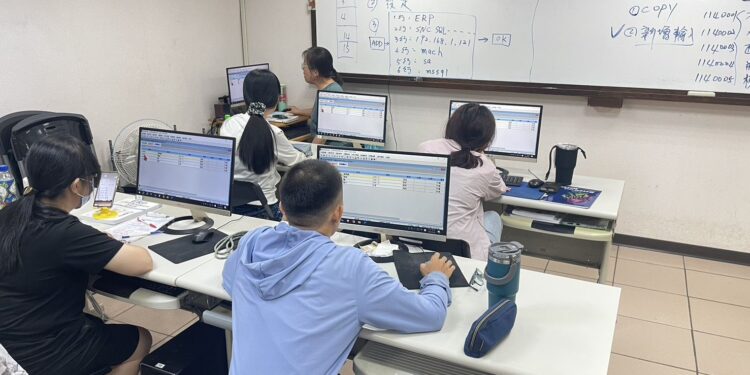 克服洗腎限制重塑職涯!嘉義縣身障職訓助學員成功轉職 1 40 4