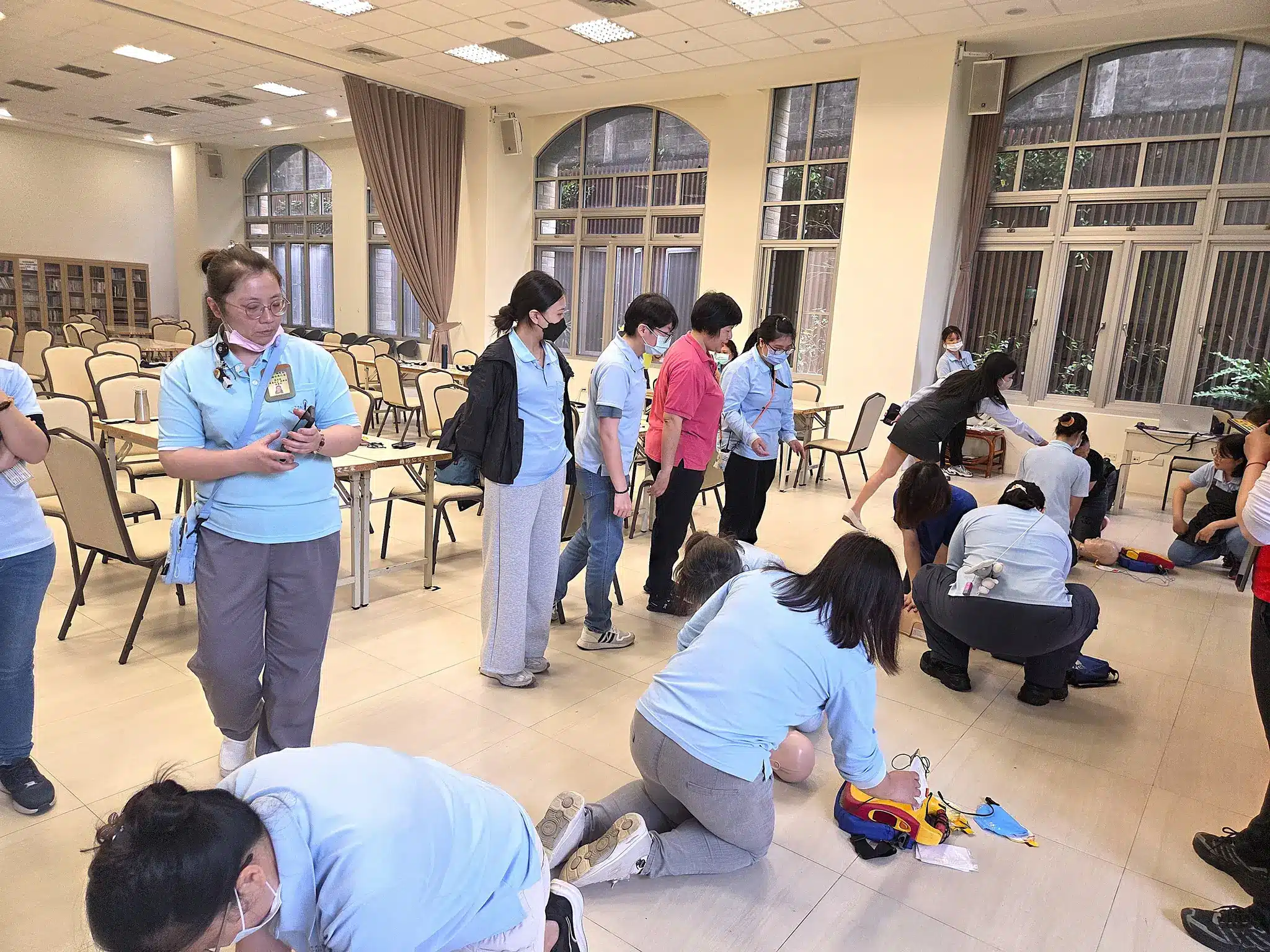 CPR+AED訓練與考試日 蘭陽仁愛之家同仁認真上課實際操作 為長者安全多一份準備 1 657250438 1275951531299945 5082331325830674909 n