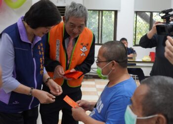 粽愛飄香慶端午　善悅協會等團體助街友享佳節溫馨