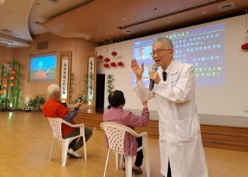 睡不好、心情差　恐讓大腦提早老化　李嘉富醫師分享不失眠、不憂鬱的腦心保養術