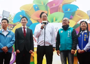 桃園彩色海芋季盛大開幕結合棒球文化 張善政：期盼花季與職棒賽場雙喜臨門