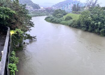基隆河碇內段疑似泡沫污染 基隆市府啟動應變處置 8 基隆河碇內段疑似泡沫污染 基隆市府啟動應變處置