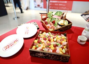基隆「黑白鮮鋒會」熱力開跑 31家壽司名店集結引爆美食盛典 18 基隆「黑白鮮鋒會」熱力開跑 31家壽司名店集結引爆美食盛典