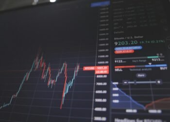 博通股價創歷史新高 凸顯算力需求旺盛　009819搶搭算力、電力新基建題材