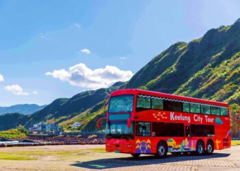 搭雙層巴士玩基隆　暑期優惠山海套票登場