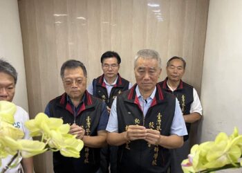 中和警連勤17小時猝逝 警專校友靈前致哀悼好同袍