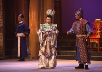 免錢看大戲!明華園總團《貓神》6/27嘉義獻演 400吋巨幕轉播零死角 13 免錢看大戲!明華園總團《貓神》6/27嘉義獻演 400吋巨幕轉播零死角