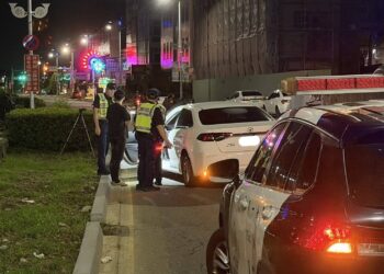 毒駕如不定時炸彈!嘉警深夜9路封鎖攔檢 一個月已送辦25人 3 毒駕如不定時炸彈!嘉警深夜9路封鎖攔檢 一個月已送辦25人