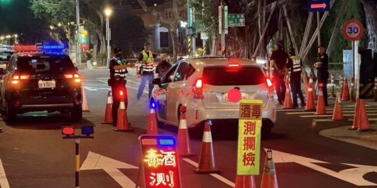 防堵毒駕釀禍 北市動員540警力設96攔檢點大掃蕩 1 IMG 4861