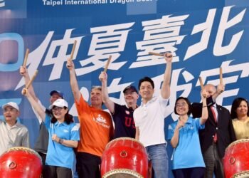 各國使節同框力挺　台北國際龍舟賽開幕　蔣萬安：讓世界看見台北多元包容