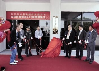 從302廠走向國際　興采擦亮世界招牌也照顧軍眷老員工