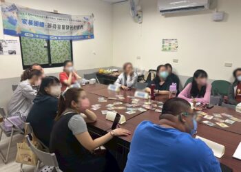 等待星星發光　嘉基攜手家長陪伴自閉兒成長　蔡傑父子將現身分享