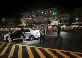 嘉市警攜保五「封閉式路檢」　酒毒駕掃蕩一夜查獲11案