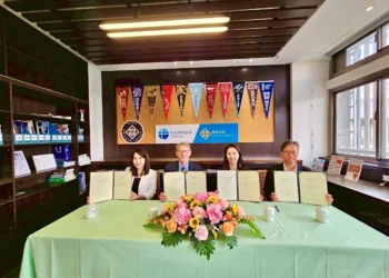 Fulbright 攜手薇閣啟動「衛星計劃」　引爆英語思辨教育新浪潮
