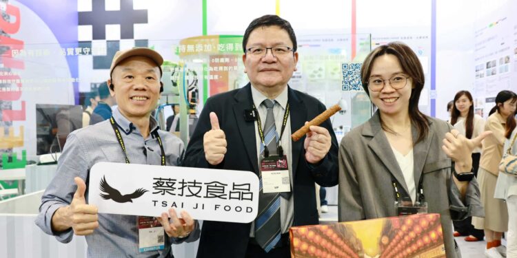 搭上AI熱潮列車 基隆攜9家新創前進InnoVEX拚國際商機 1 S 100614228 0 scaled 35