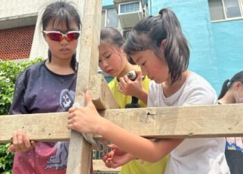 從喊熱到行動　市大附小學生打造涼感樹屋為校園降溫