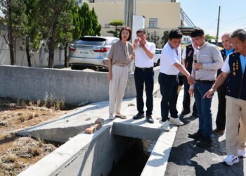 許縣長勘查草屯10件基層建設 改善民眾生活環境 11 許縣長勘查草屯10件基層建設 改善民眾生活環境