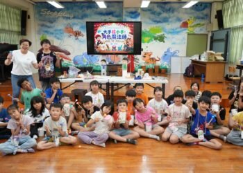 中市「大手攜小手計畫」走進夢幻故事屋 啟發學童創意與表達力 6 中市「大手攜小手計畫」走進夢幻故事屋 啟發學童創意與表達力