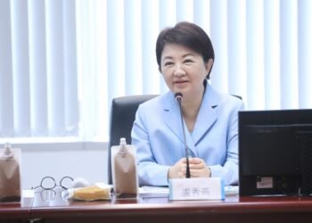 盧市長勉勵27名新任校園長接棒教育創新 全方位政策打造幸福校園 10 盧市長勉勵27名新任校園長接棒教育創新 全方位政策打造幸福校園