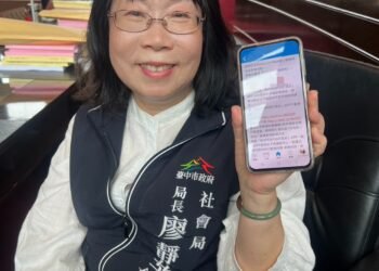 鍋烤節全民瘋投票　中市府社會局長也是忠實粉絲 天天投票幸運中獎！