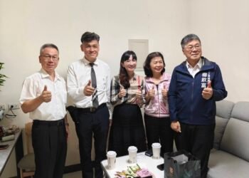 高市府三局處首長聯袂拜訪保全、樓管兩公會 攜手強化社區安全合作 9 高市府三局處首長聯袂拜訪保全、樓管兩公會 攜手強化社區安全合作