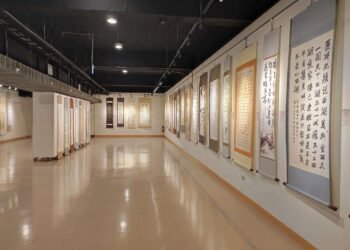 雲林縣書法學會十五週年會員暨邀請名家聯展開幕　百餘件墨寶齊聚 展現書藝傳承與創新風采