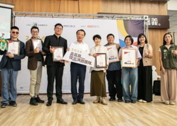 嘉義縣傑出演藝團隊授證　6團隊展現品牌實力