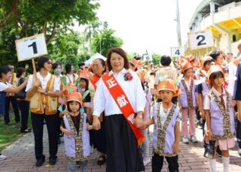 嘉義孔廟舉辦小狀元經典會考 黃敏惠勉勵閱讀扎根傳承文化 9 嘉義孔廟舉辦小狀元經典會考 黃敏惠勉勵閱讀扎根傳承文化