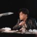 蘇震洋圓了發片夢 拍 MV 建構俠客打敗大魔王 英雄救美的故事 10 蘇震洋圓了發片夢 拍 MV 建構俠客打敗大魔王 英雄救美的故事