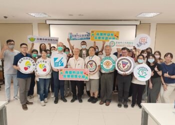 兒科醫師走出診間深入家庭 高雄市四家醫學中心8月起 啟動高風險幼兒照護計畫 22 兒科醫師走出診間深入家庭 高雄市四家醫學中心8月起 啟動高風險幼兒照護計畫