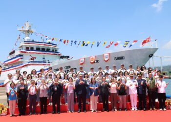 澎湖艦交船、基隆艦命名下水典禮 見證國艦國造新里程碑 4 澎湖艦交船、基隆艦命名下水典禮 見證國艦國造新里程碑