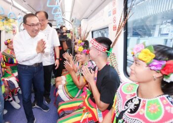 三鶯線運量突破75萬人次　侯友宜開箱原住民主題彩繪列車