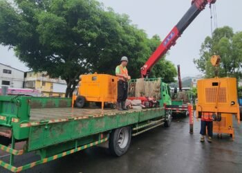 高雄豪雨積淹水 盧市長指示即刻馳援 中市27台抽水機具今南下救災 9 高雄豪雨積淹水 盧市長指示即刻馳援 中市27台抽水機具今南下救災