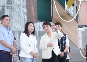 深化中台灣城市建設交流! 立委張嘉郡參訪台中綠美圖 盧市長:共同提升文化生活品質 2 深化中台灣城市建設交流! 立委張嘉郡參訪台中綠美圖 盧市長:共同提升文化生活品質