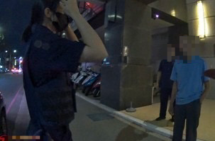 父親節老翁迷途街頭 彰警暖心助返家團圓 6 父親節老翁迷途街頭 彰警暖心助返家團圓