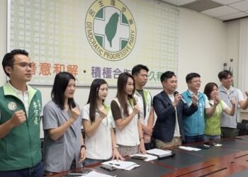 民進黨團踢爆AI幽靈球隊! 桃園盃全國3對3籃球賽出包 體育局:已送檢調 8 民進黨團踢爆AI幽靈球隊! 桃園盃全國3對3籃球賽出包 體育局:已送檢調