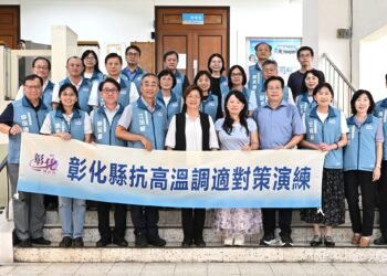37℃不再是偶發! 彰化超前部署辦理抗高溫調適演練 清潔隊實境模擬守護第一線 14 37℃不再是偶發! 彰化超前部署辦理抗高溫調適演練 清潔隊實境模擬守護第一線