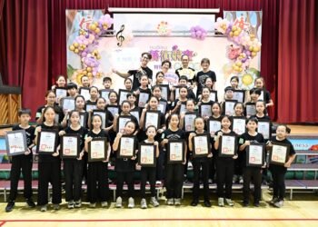 恭喜!恭喜!大村國小合唱團勇奪世界金獎 5 恭喜!恭喜!大村國小合唱團勇奪世界金獎